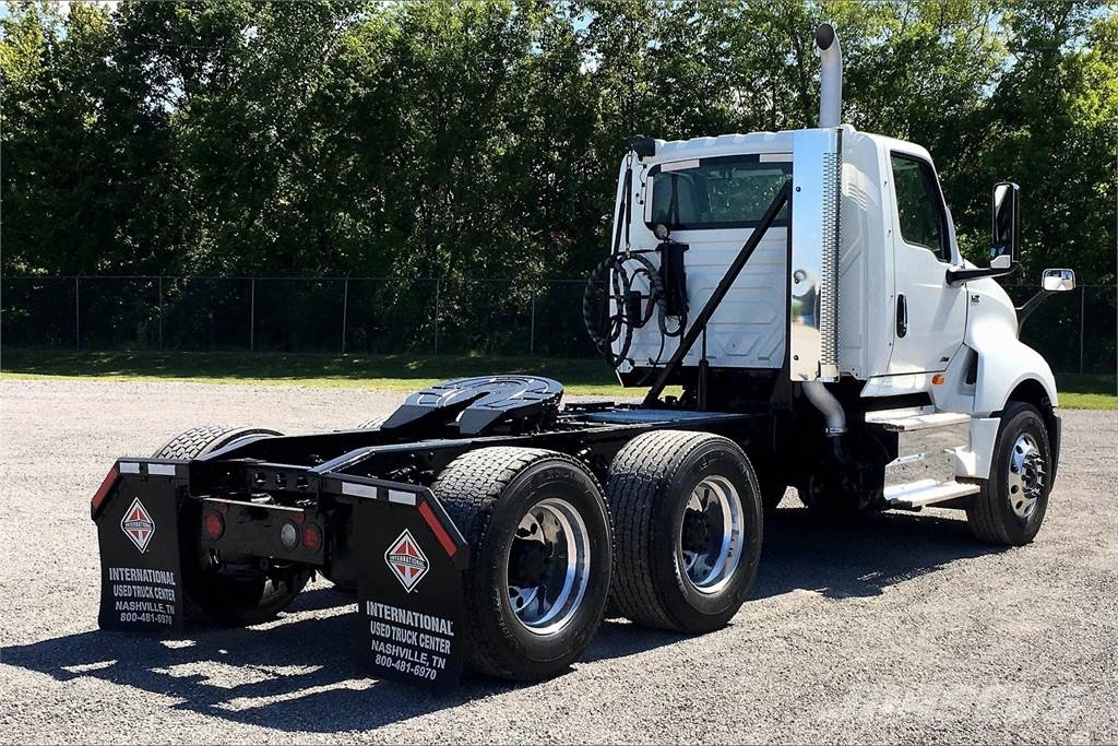 International LT625 6x4 Prime Movers