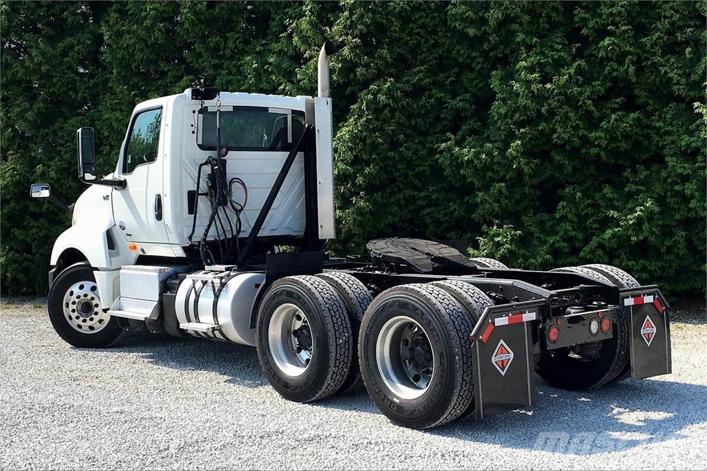 International LT625 6x4 Prime Movers