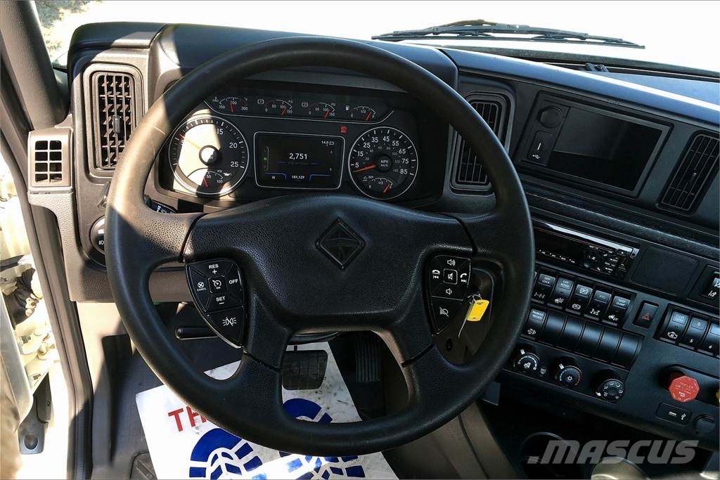 International LT625 6x4 Prime Movers
