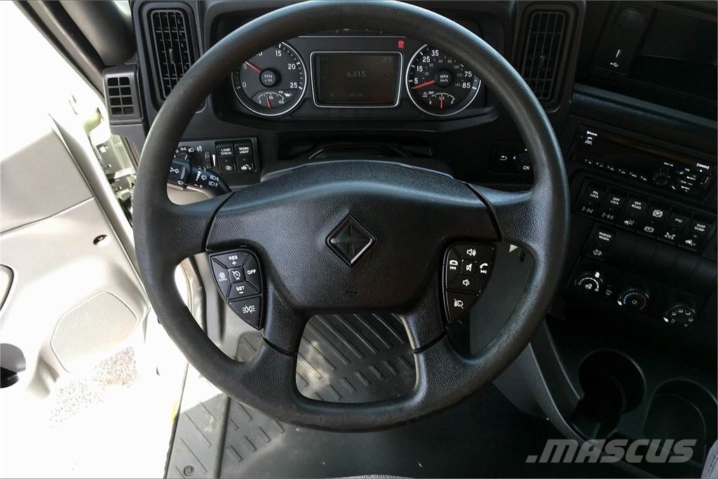 International LT625 6x4 Prime Movers