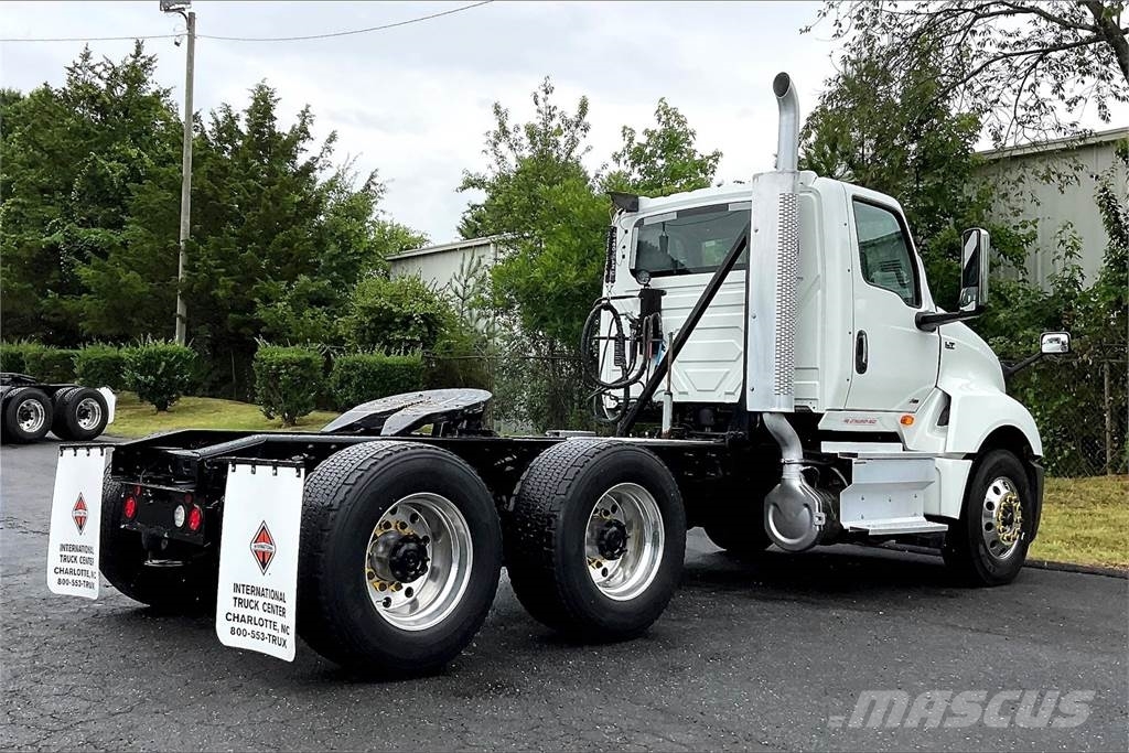 International LT625 6x4 Prime Movers