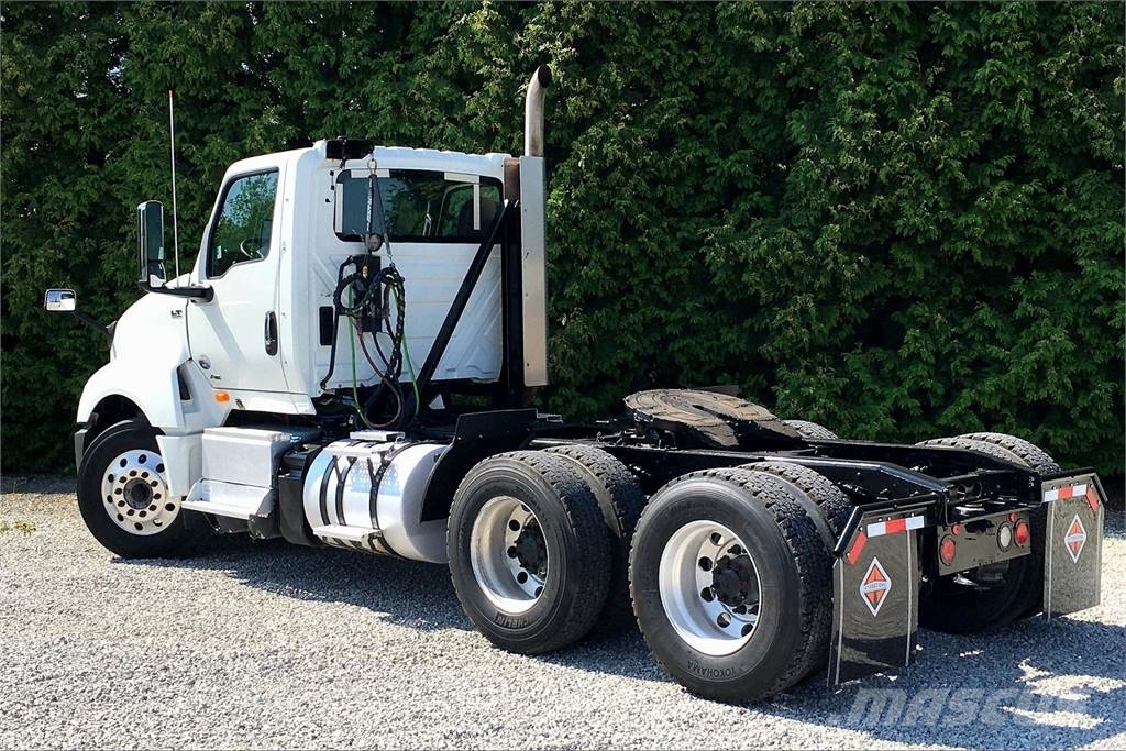 International LT625 6x4 Prime Movers