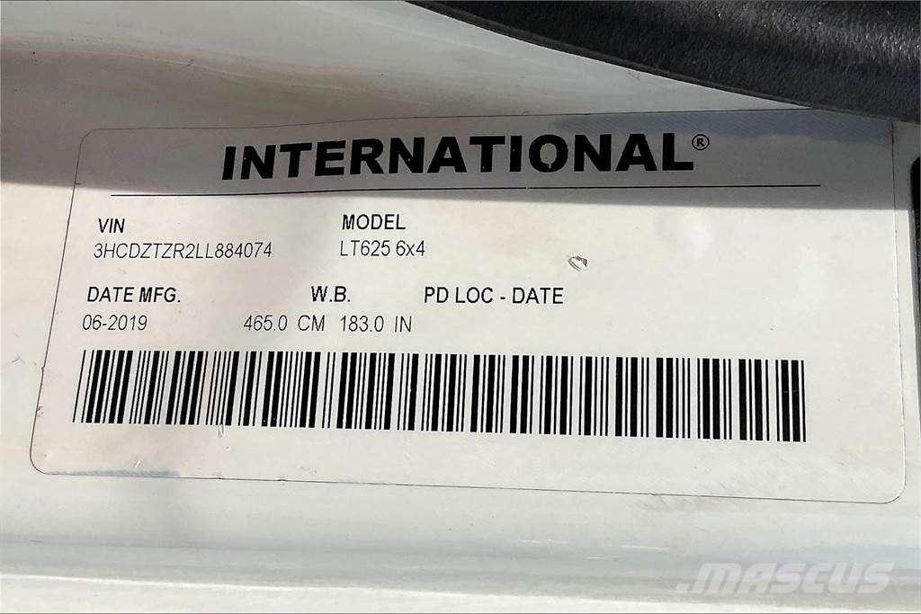 International LT625 6x4 Prime Movers
