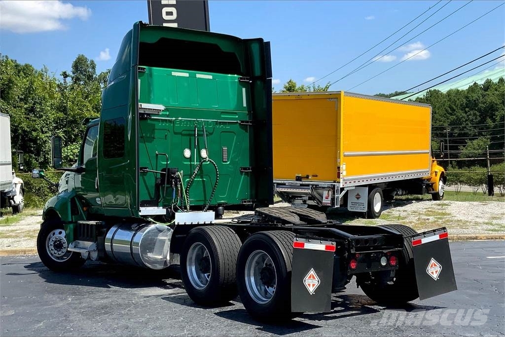 International LT625 6x4 Prime Movers