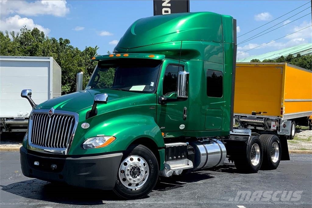 International LT625 6x4 Prime Movers