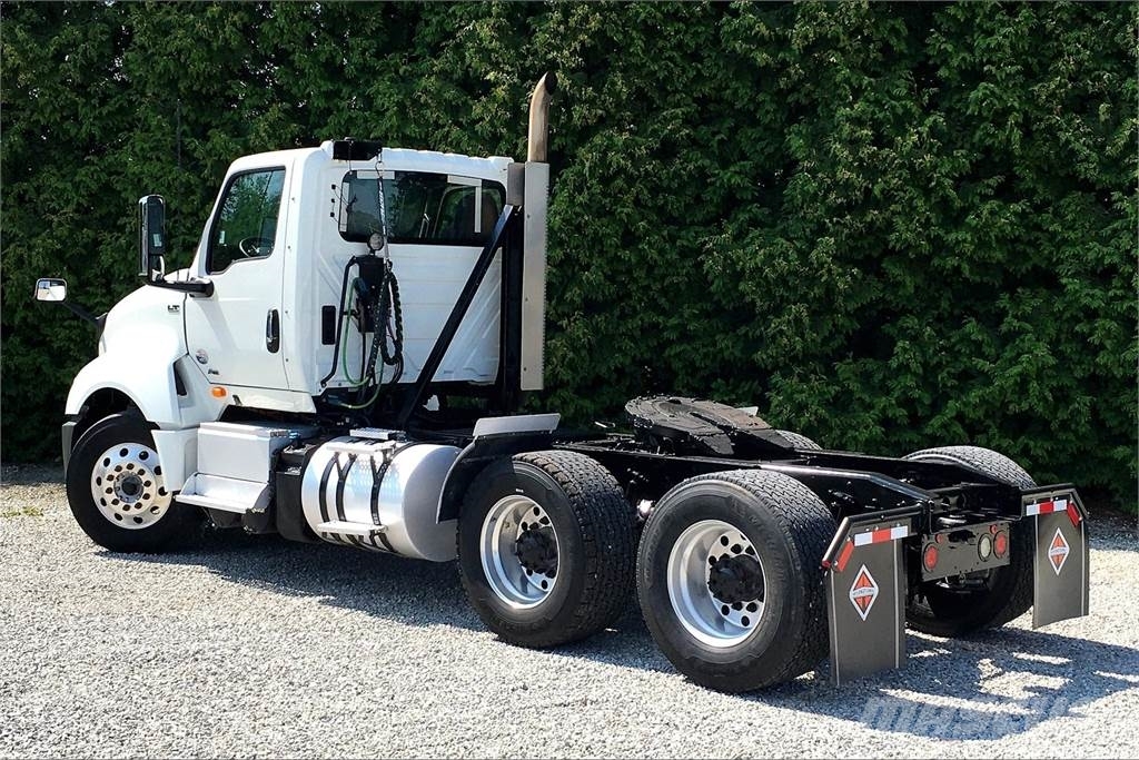 International LT625 6x4 Prime Movers