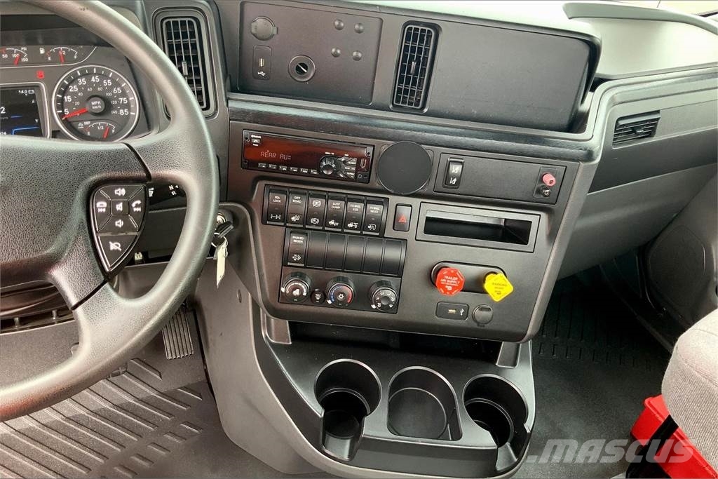 International LT625 6x4 Prime Movers