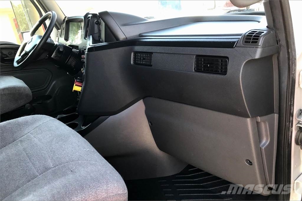 International LT625 6x4 Vetopöytäautot