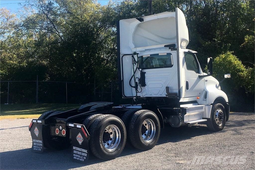 International LT625 6x4 Prime Movers