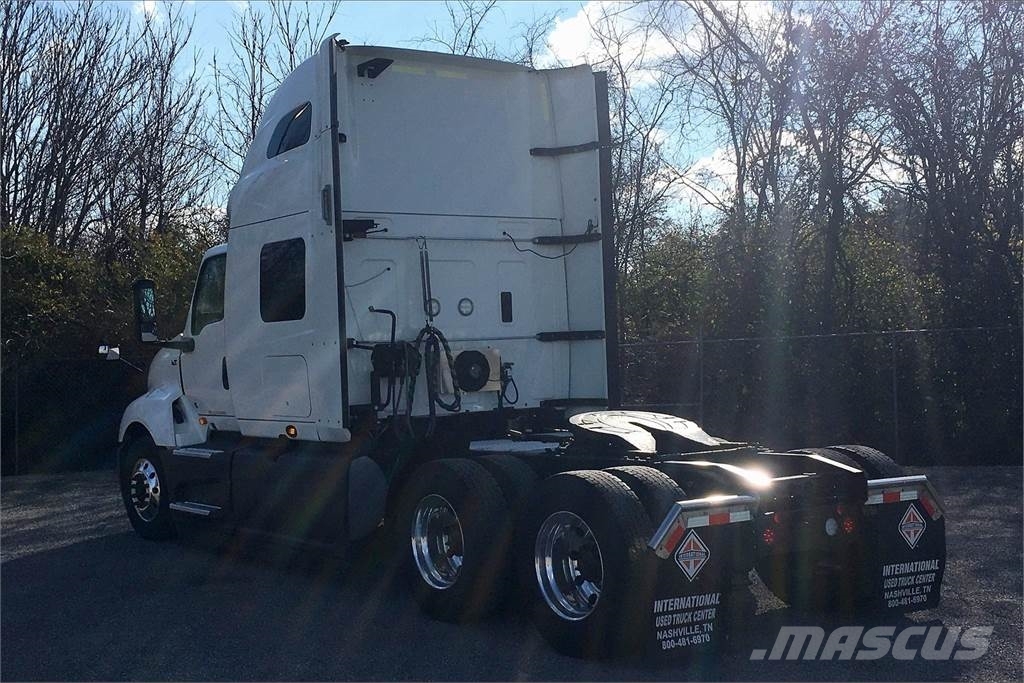 International LT625 6x4 Prime Movers