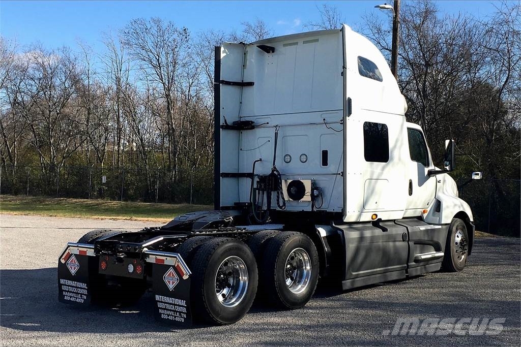 International LT625 6x4 Prime Movers