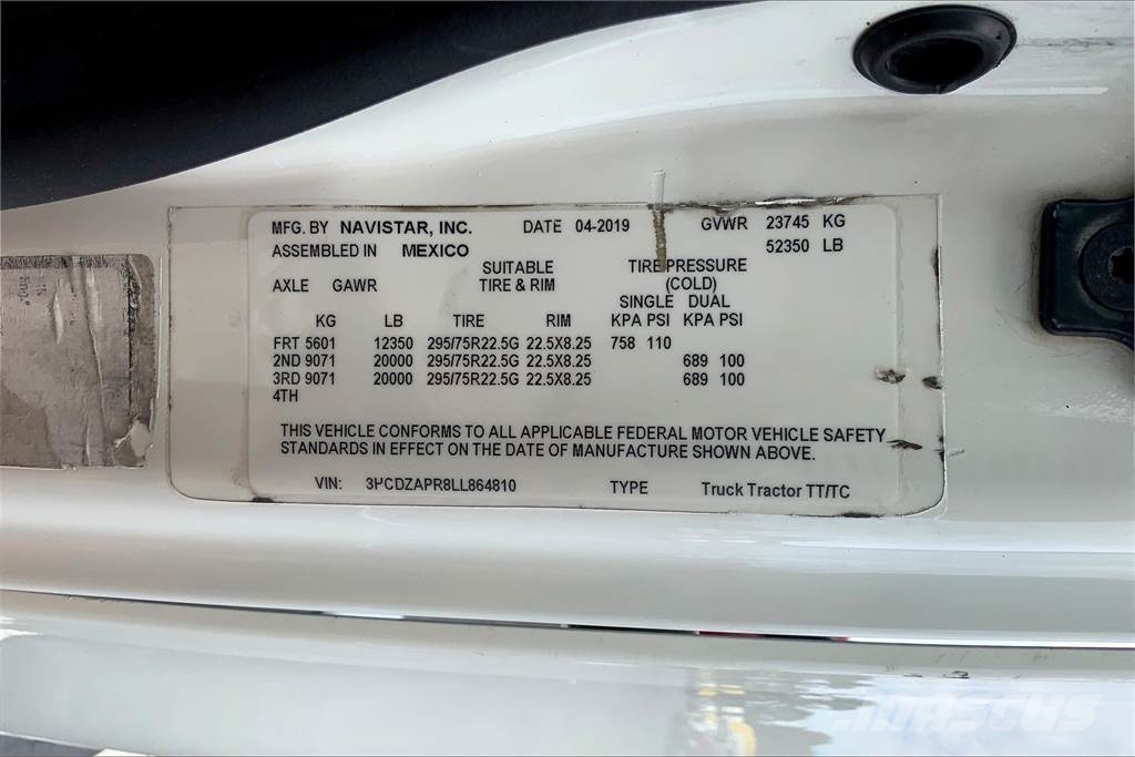International LT625 6x4 Prime Movers