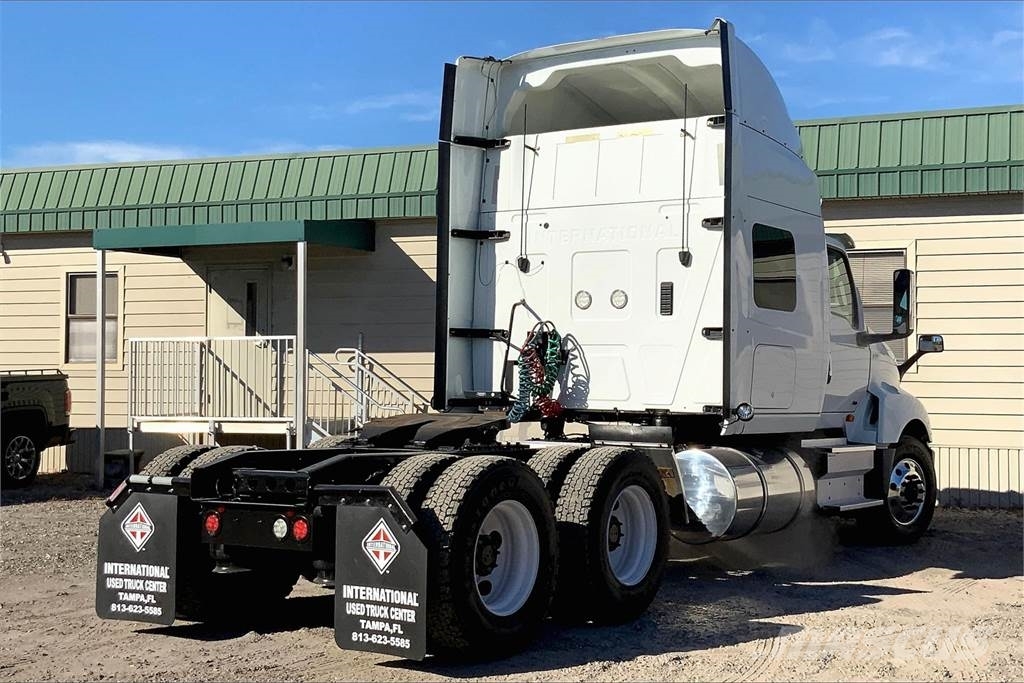 International LT625 6x4 Prime Movers