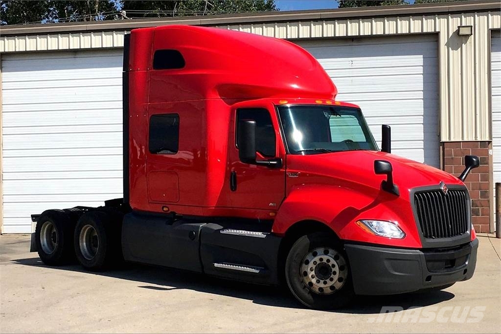 International LT625 6x4 Sadulveokid