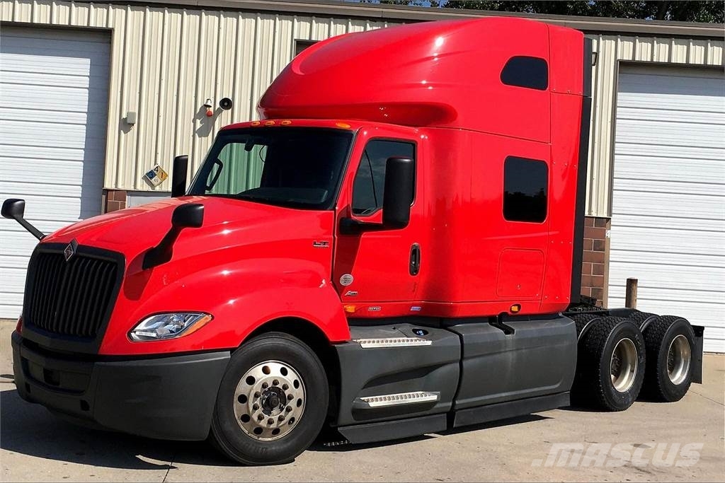 International LT625 6x4 Sadulveokid