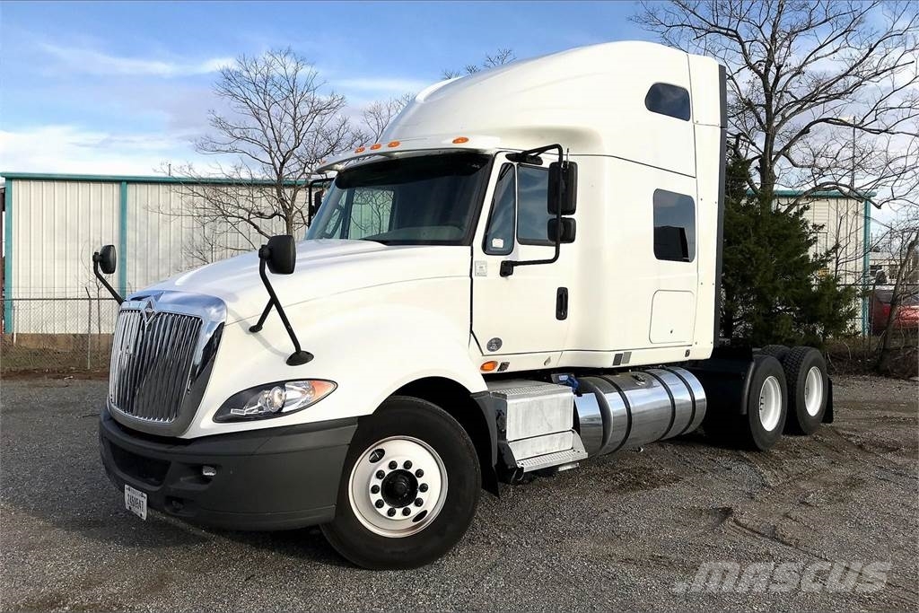 International PROSTAR+ 122 6x4 Prime Movers