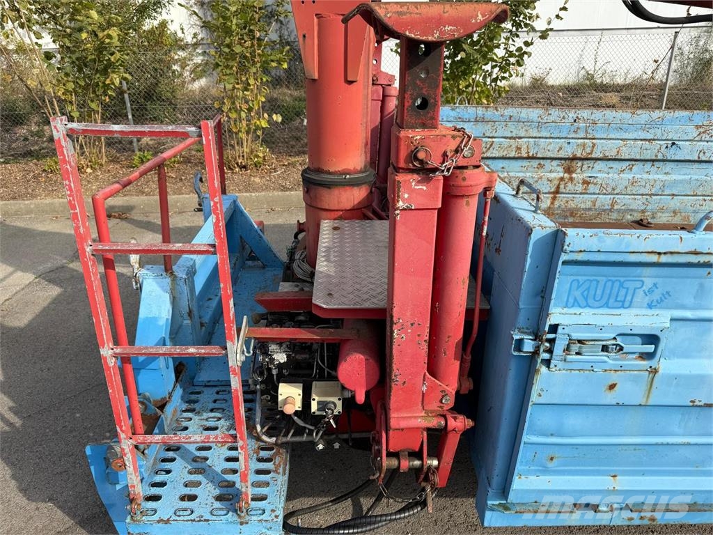 Atlas Abrollcontainer mit Kran AK100.1 - 12,1m Plattformar