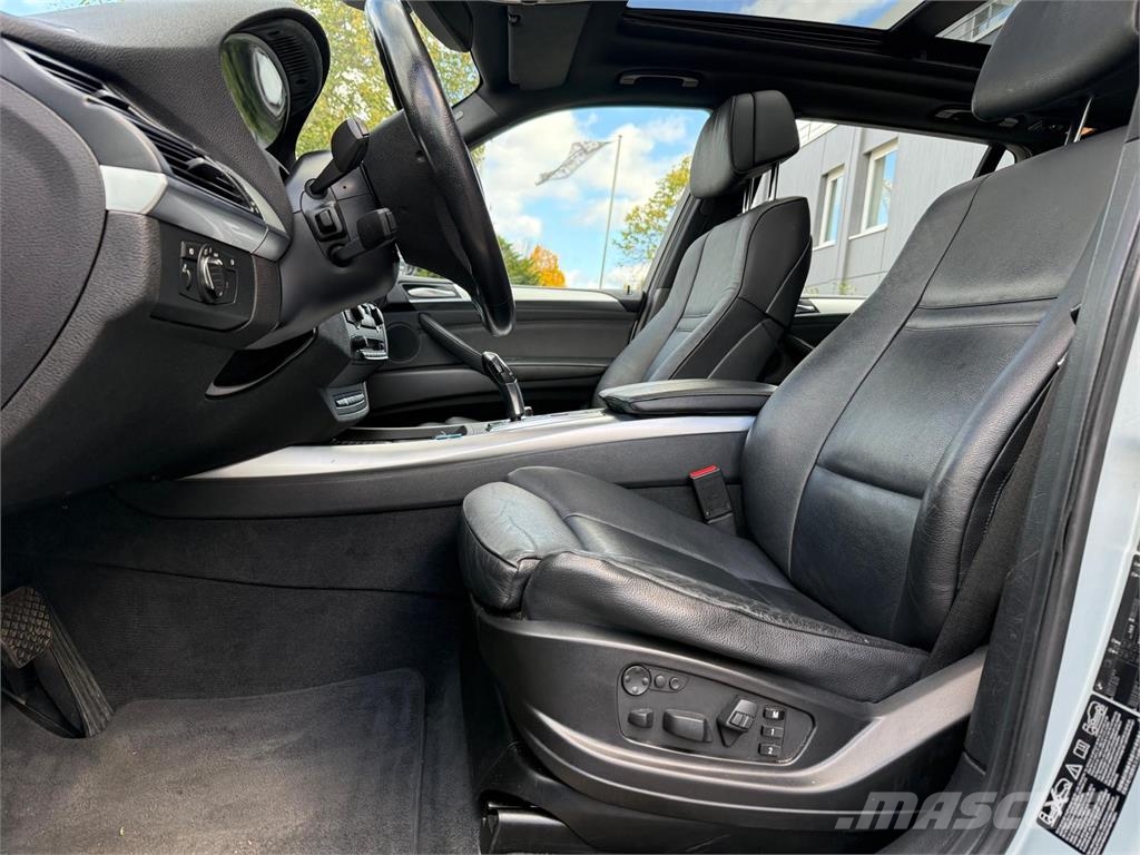 BMW X5 xDrive 30d Pano AHK Navi Leder 19+20 8fach 其他貨車