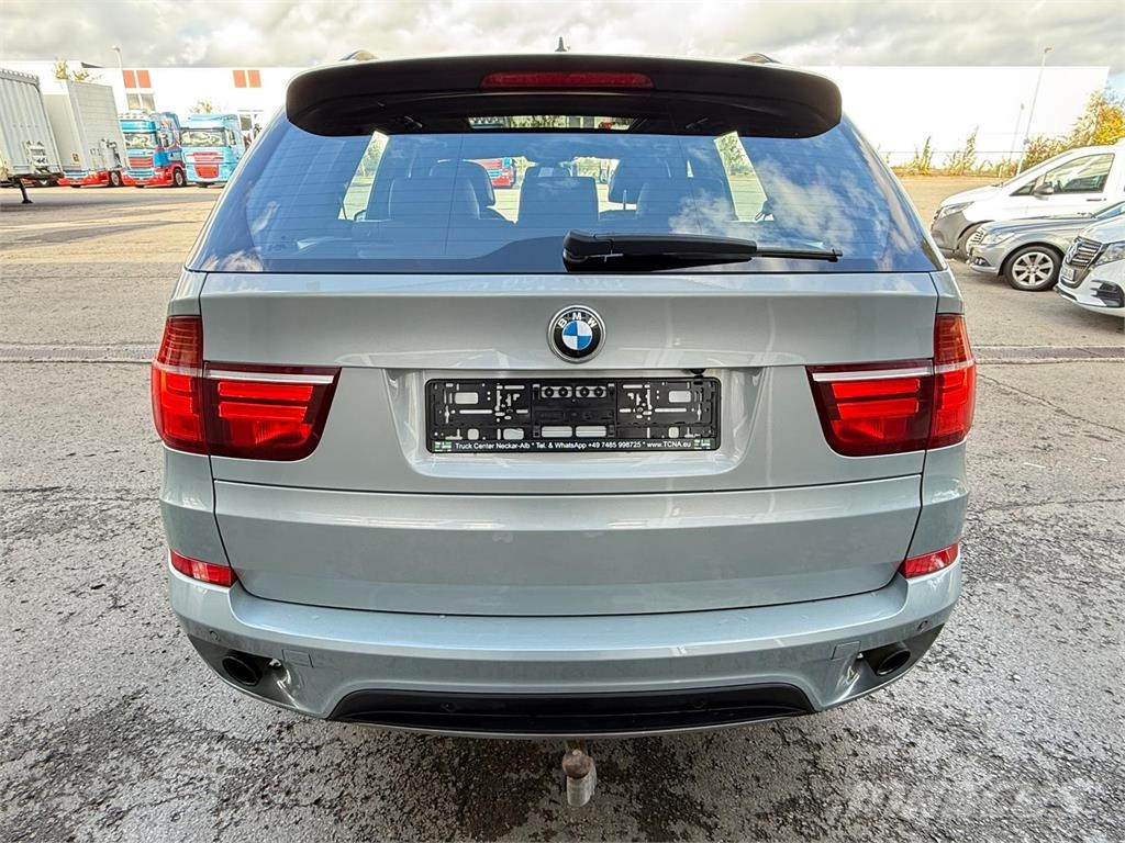 BMW X5 xDrive 30d Pano AHK Navi Leder 19+20 8fach 其他貨車