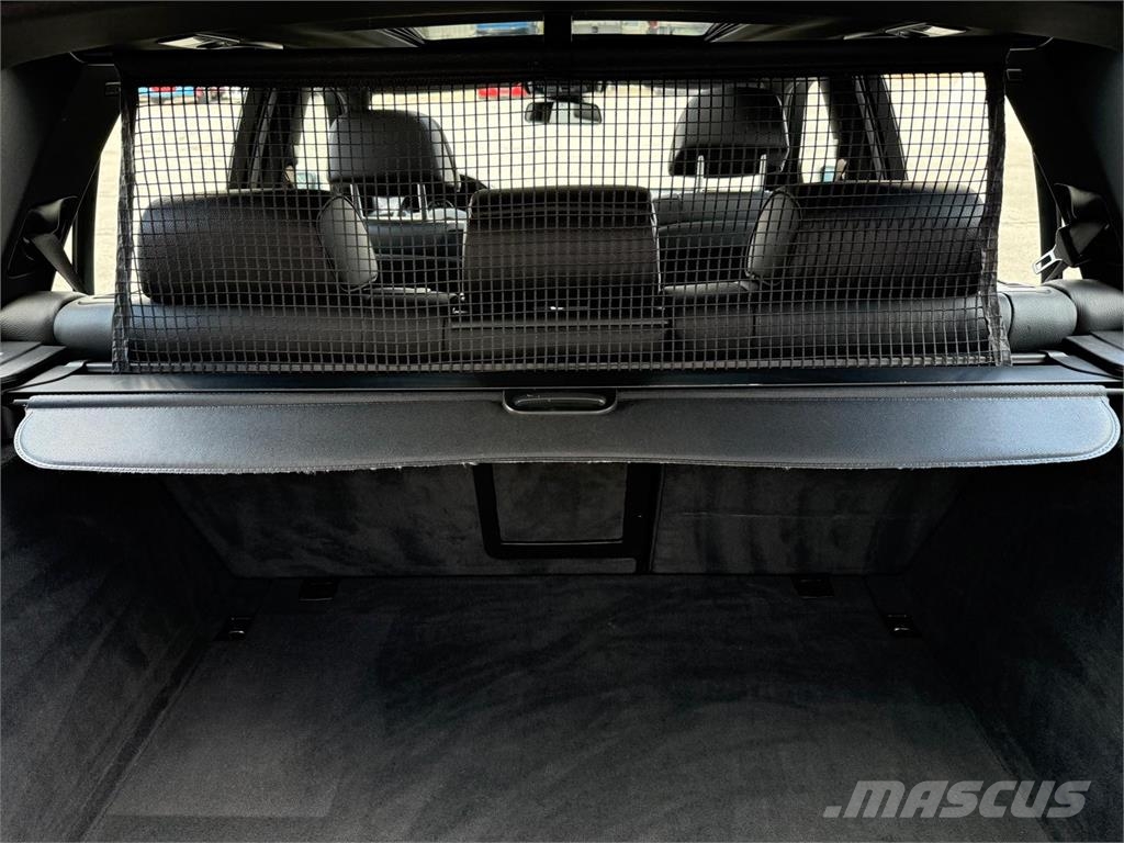 BMW X5 xDrive 30d Pano AHK Navi Leder 19+20 8fach 其他貨車