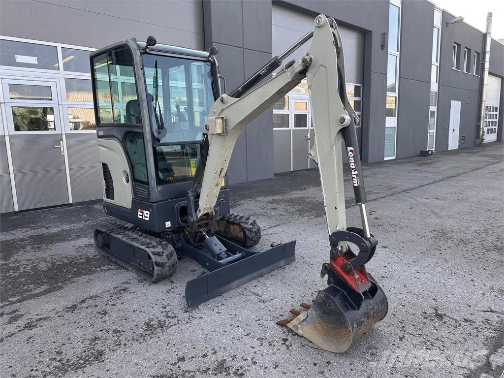 Bobcat E19 Mini Kompakt Kettenbagger verstell Fahrwerk حفارات صغيرة أقل من 7 طن (حفارات صغيرة)
