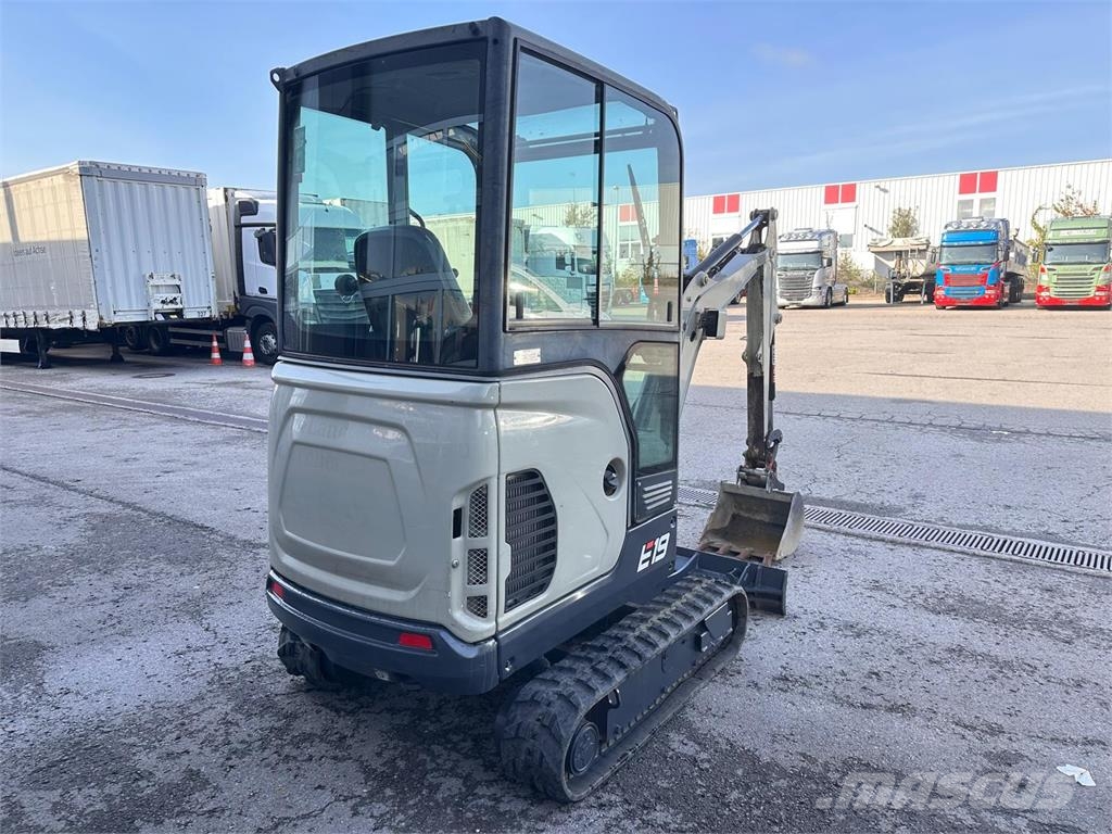 Bobcat E19 Mini Kompakt Kettenbagger verstell Fahrwerk Raupenbagger