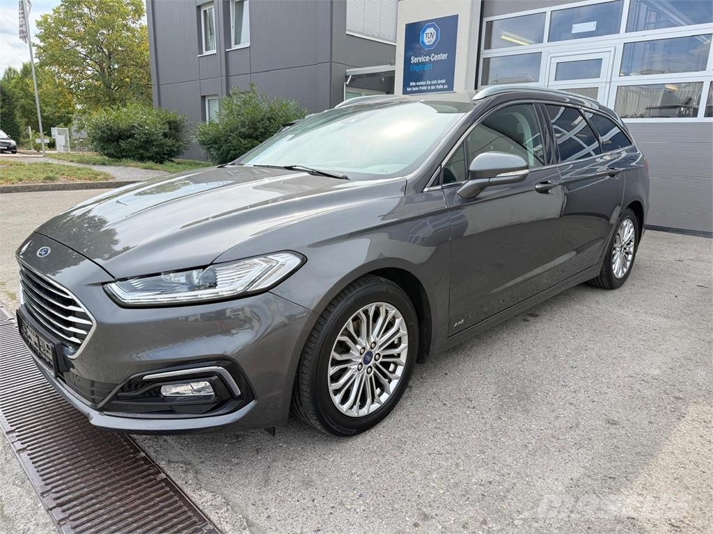 Ford Mondeo Turnier Titanium 2.0 TDCi 4x4 AWD Kamera Automobili