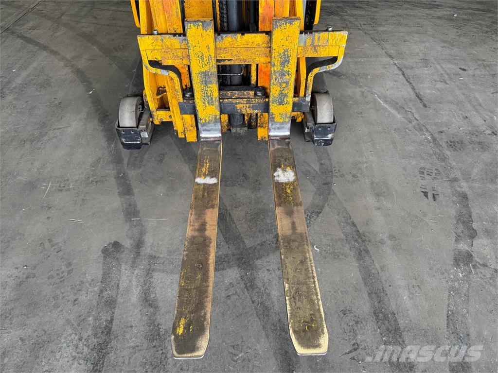 Jungheinrich ETV 14 G - 710 DZ Triplex Schubmast 7,10m 1063h Material Handling - Others