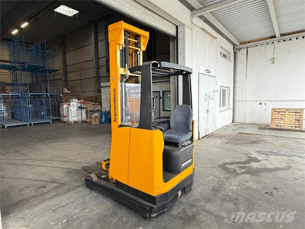 Jungheinrich ETV 14 G - 710 DZ Triplex Schubmast 7,10m 1063h Material Handling - Others