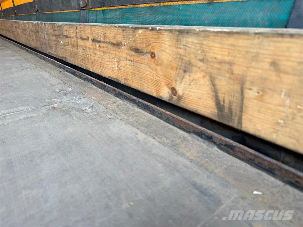 Krone 3Achs MEGA Staplerhalter Liftachse SAF TÜV07 26 Valníkové návesy/Návesy sa sklápacím bočnicami