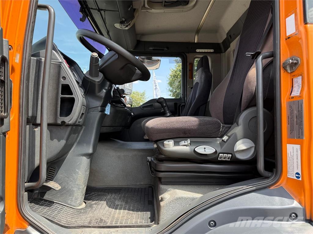 MAN TGA 41.480 HD Saug+Spülwagen Fernbedienung TÜV Saug- und Druckwagen