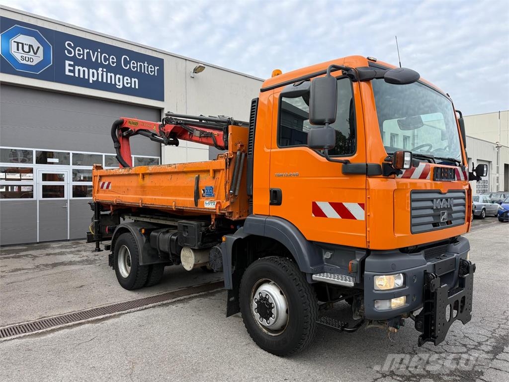 MAN TGM 13.240 4x4 3-S-Kipper Palfinger Kran PK9001 Kipper