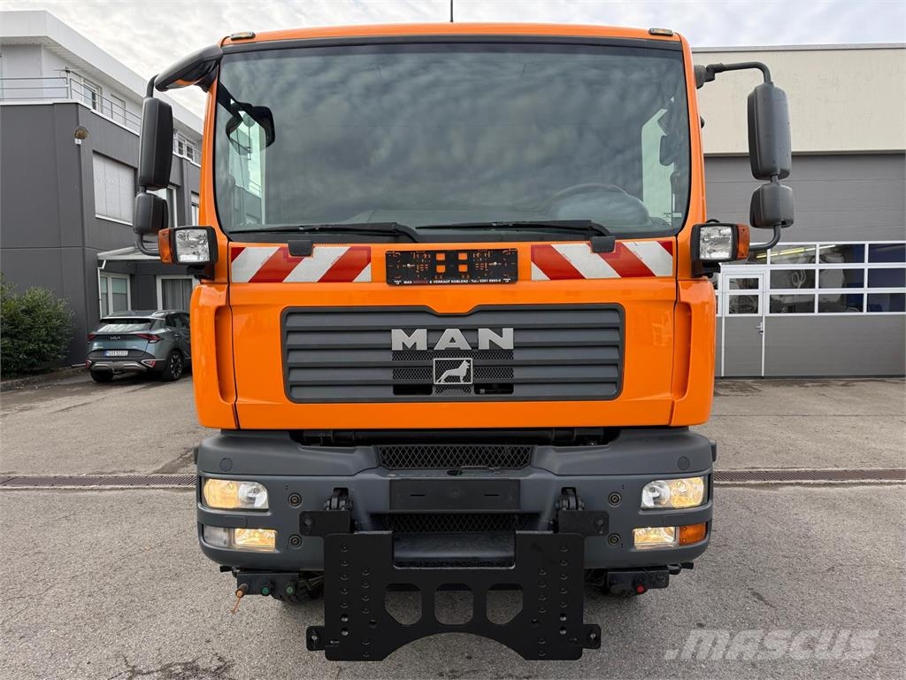 MAN TGM 13.240 4x4 3-S-Kipper Palfinger Kran PK9001 Kipper
