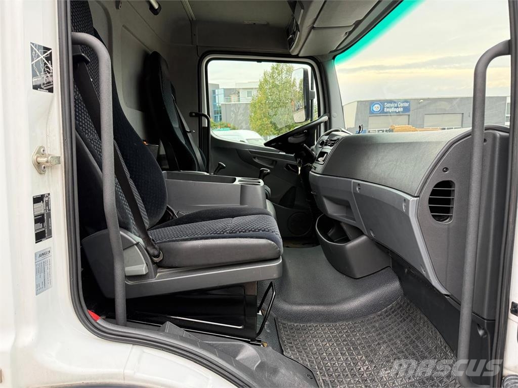 Mercedes-Benz Atego 818 L Koffer 7,20m LBW Klima Motorbremse ボックスボディー、ウイング、箱車