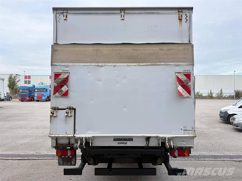Mercedes-Benz Atego 818 L Koffer 7,20m LBW Klima Motorbremse ボックスボディー、ウイング、箱車