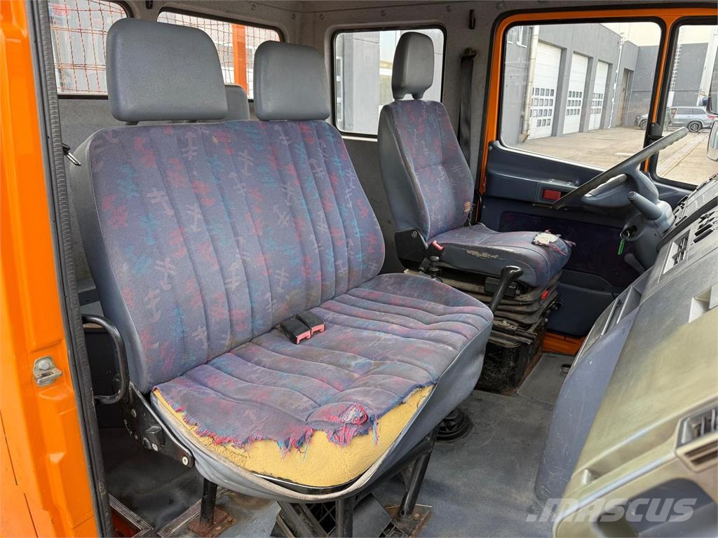 Mercedes-Benz Vario 615 D 3-S-Kipper DOKA 2xAHK 5Sitze Differen Kiper kamioni