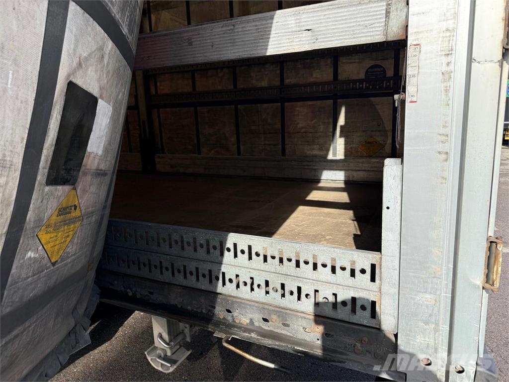 Schmitz Cargobull 3 Achs Mega Liftachse Hubdach mit ALU-Rampen Pritschenauflieger