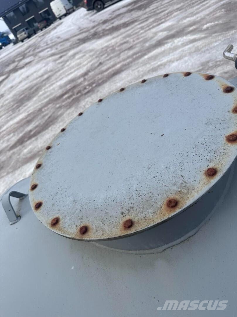 1,7m3 öljysäiliö Cisterne
