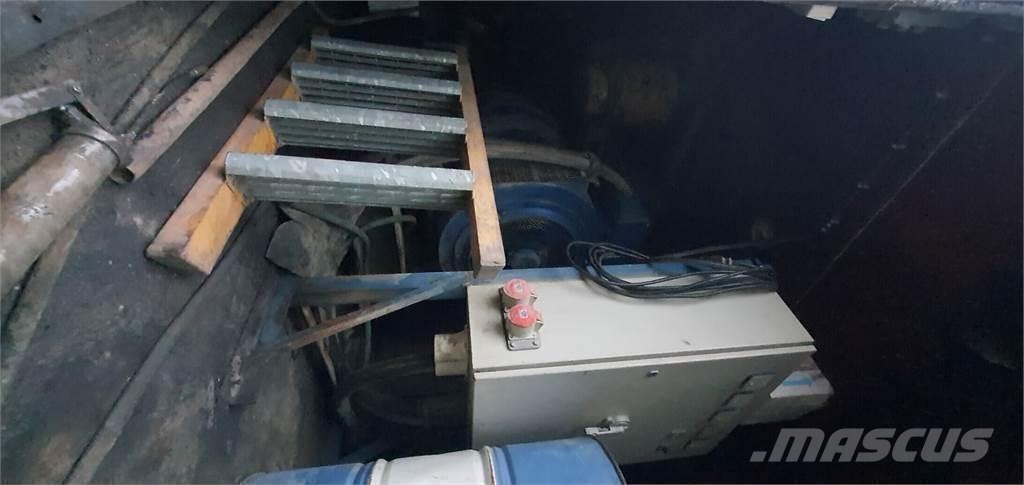  320 KVA Cummins V12 Autres générateurs