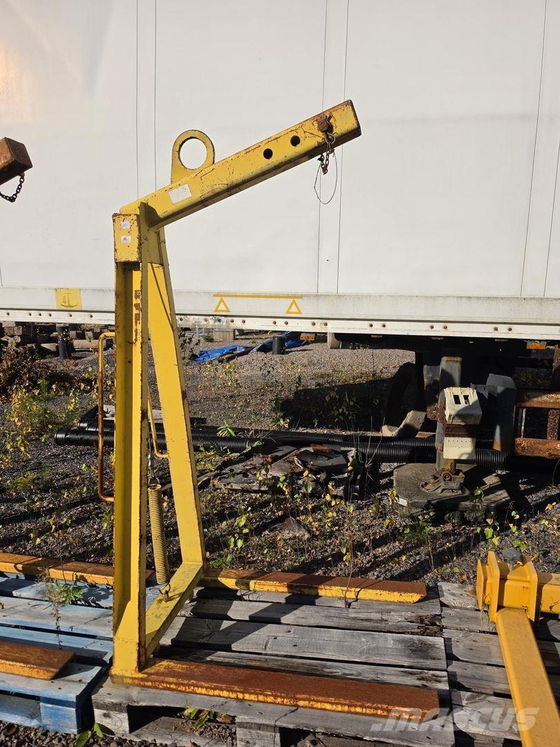 AC Cranes Nostohaarukka Citas sastāvdaļas