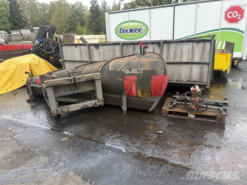 Ajax 3000 aura Snöblad och plogar