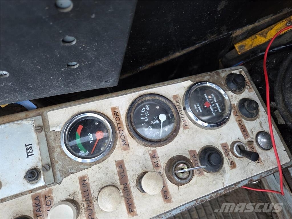Åkerman H12B Rupsgraafmachines