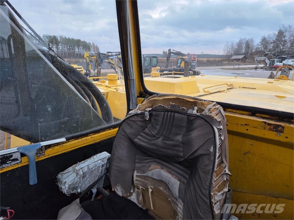 Åkerman H12B Rupsgraafmachines