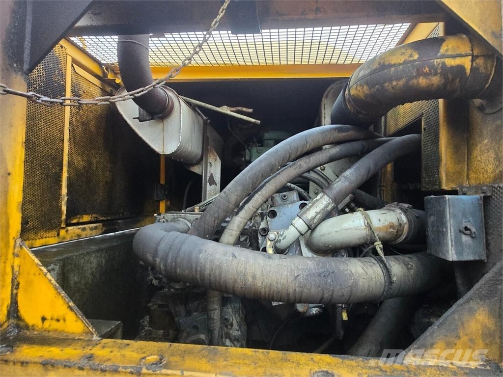 Åkerman H16D Raupenbagger