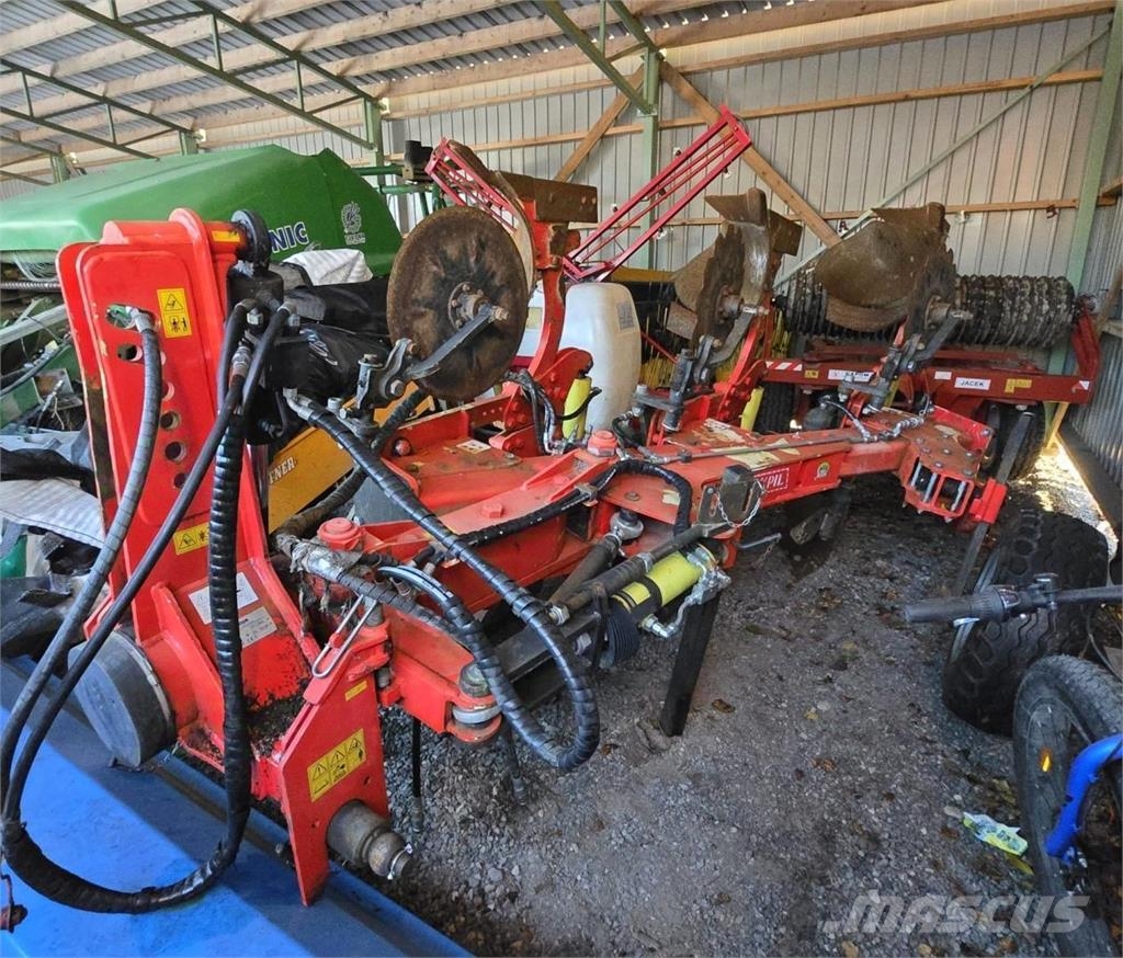 Akpil KM1803+1h 3-siipiset kääntöaurat 其他農業機械