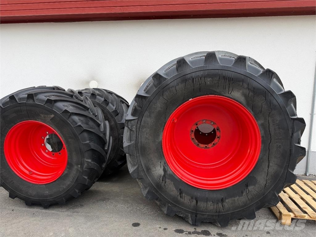 Alliance Agriflex+ VF 900/60 R 38+710/60 R30 vanteineen Lauksaimniecība- Citi