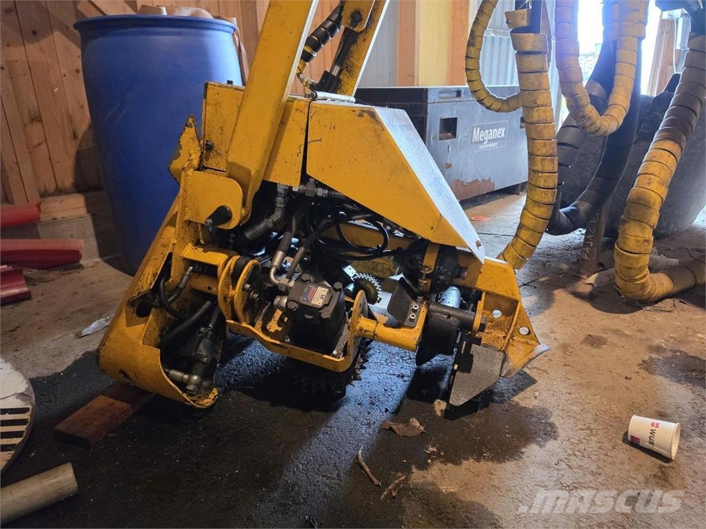 AM 300S Harvesteripää Otros componentes