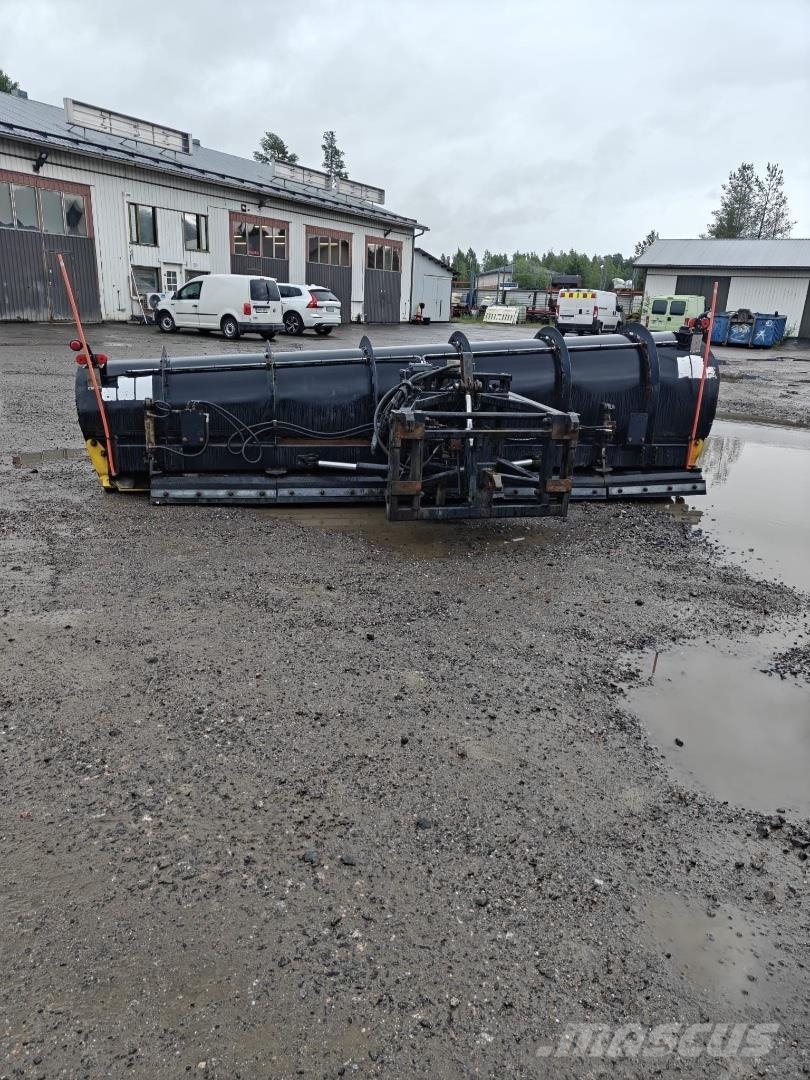 AM 4600 HPD Общински/универсални превозни средства