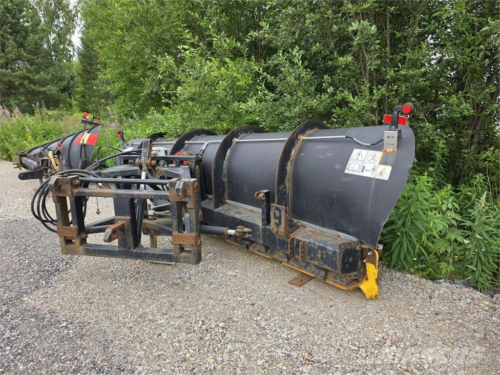 Arctic Machine AM 4000 HPD Lumiaura Lemiesze i pługi śnieżne