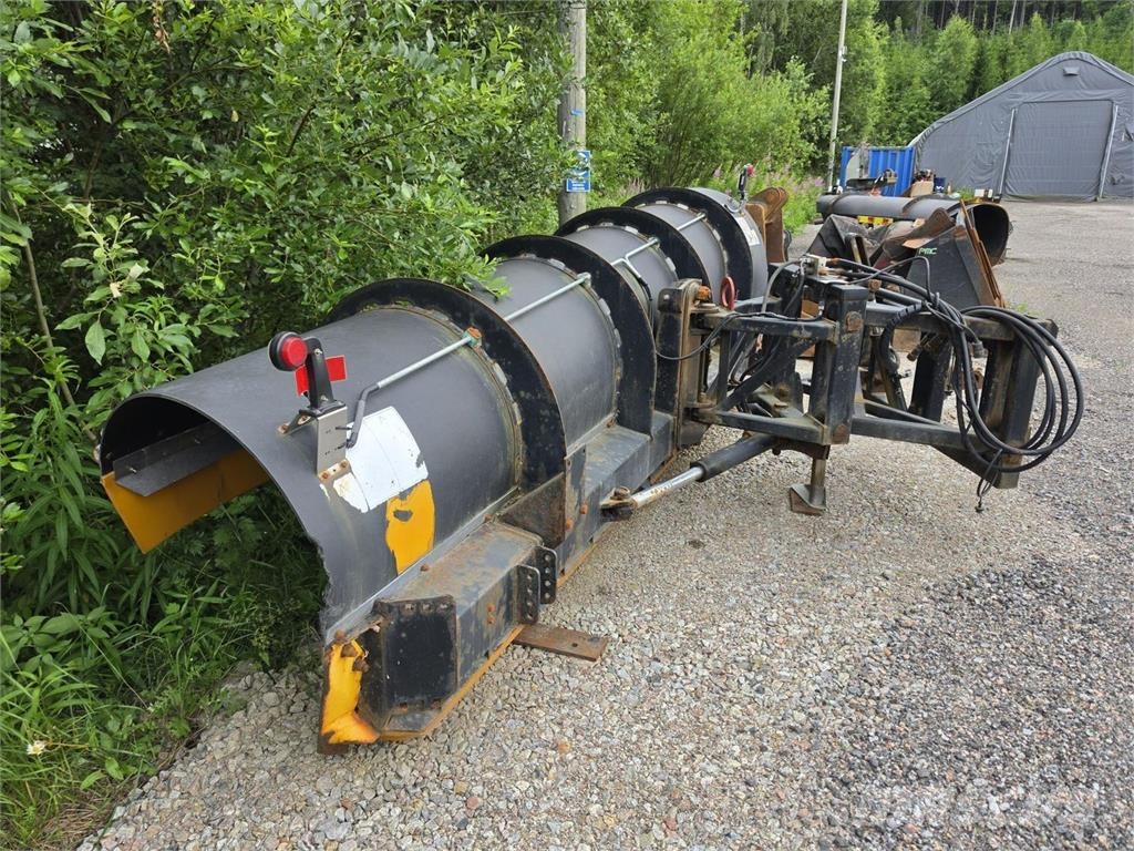 Arctic Machine AM 4000 HPD Lumiaura Lemiesze i pługi śnieżne